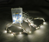 LED-Strip (Lichterband) mit 30 LEDs in warmweiß, 1 m lang, batteriebetrieben